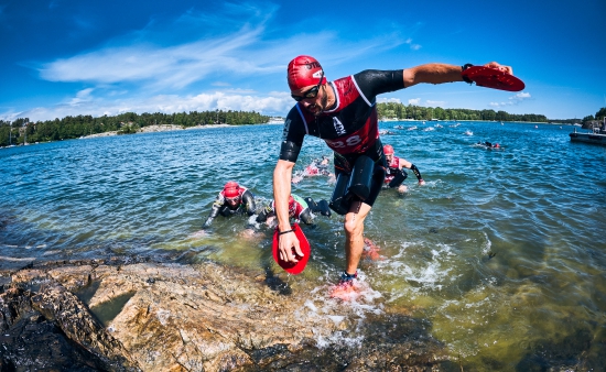 Racing at the Otillo Utö Swimrun